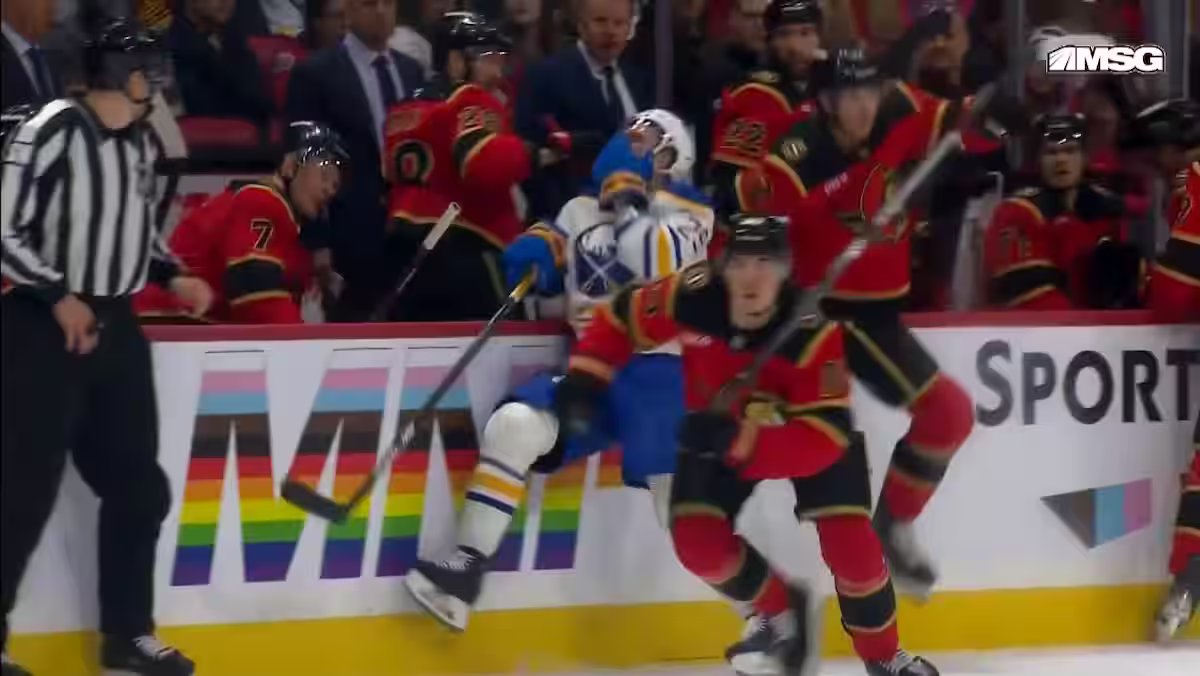 Brady Tkachuk mis à amende