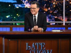 Stephen Colbert diz que tornou ‘The Late Show’ mais político depois que seu produtor lhe disse ‘Essa é a parte que o público quer ver’