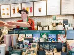 Funcionários da Starbucks consideram metas de bônus ‘impossíveis’: CEO responde