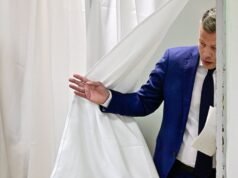 Húngaros votam em número recorde em eleições que podem derrubar Orbán e abalar a Rússia