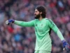 Alisson, do Liverpool: Entourage voando para a Itália para negociações com a Juventus