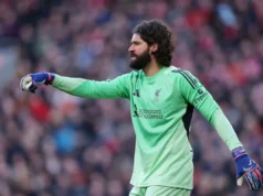 Alisson, do Liverpool: Entourage voando para a Itália para negociações com a Juventus