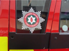 Grande incêndio na fazenda Corries Meats apagado pelos bombeiros