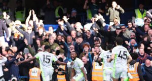 Manchester City diminui vantagem sobre o Arsenal com vitória confortável sobre o Chelsea