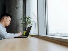 Este sistema operacional de US $ 13 oferece ao seu PC antigo uma atualização séria