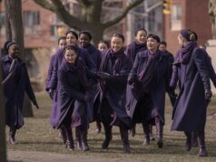 Crítica de The Testaments: a sequência de The Handmaids Tale encontra novo poder em sua perspectiva YA