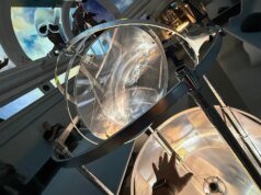 É sempre surreal na Filadélfia, onde a arte encontra a IA em um espaço amplo