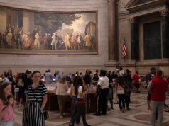 A Rotunda conta a história da América. É hora de contar mais sobre isso