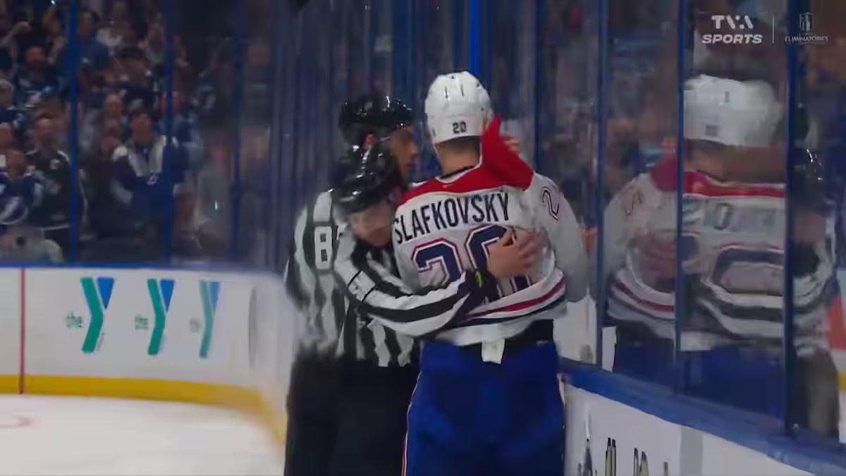 Um momento de venda para Slafkovsky