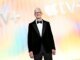 Tim Cook deixando o cargo de CEO da Apple, John Ternus assumindo