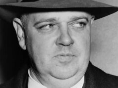 Whittaker Chambers completa 125 anos