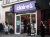 A marca de acessórios para adolescentes Claire’s está adicionando seu varejo a 7.000 locais, incluindo lojas CVS e Walmart