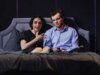 Críticos de Nova York concedem prêmios às produções de Scott Rudin, ‘Little Bear Ridge Road’ e ‘Death Of A Salesman’; Alden Ehrenreich recebe homenagem por melhor desempenho