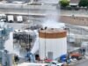 Tanque de produtos químicos danificado estimula evacuações em massa em Garden Grove, Califórnia