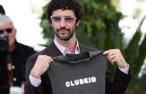 Jordan Firstman soluça e beija co-estrela Diego Calva ‘Club Kid’ se torna o primeiro grande sucesso de Cannes em 2026 e é aplaudido de pé por 6 minutos