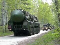 Rússia flexiona músculos nucleares à medida que aumentam as tensões com a OTAN