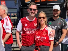 Torcedores do Arsenal começam a festa cedo no norte de Londres