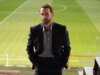Gareth Southgate, de Joseph Fiennes, é um homem sob pressão no trailer de ‘Dear England’; Data de lançamento da BBC revelada