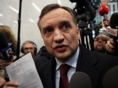 Exclusivo-democratas exigem que Rubio explique visto para ex-funcionário polonês procurado