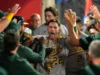 O home run de Jeff McNeil em 9º e o single de Tyler Soderstrom em 10º levantam A’s para vitória por 6-5 sobre os Angels