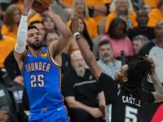 Disputa de Stephon Castle-Ajay Mitchell: segurança do Spurs restringe guarda de San Antonio após falta dura no jogo 3 do WCF