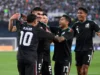 A cabeçada de Vázquez no primeiro tempo ajudou o México a vencer a Austrália por 1 a 0 no aquecimento para a Copa do Mundo