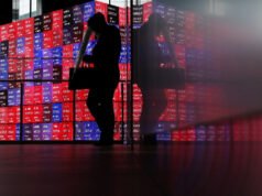 Ações asiáticas caem, preços do petróleo aumentam pressão sobre títulos