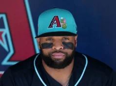Veterano dos Diamondbacks, Carlos Santana sofre revés na reabilitação de lesões