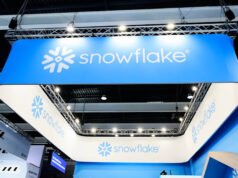 As ações da Snowflake disparam com a crescente demanda empresarial por IA e parceria com a AWS