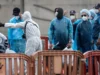Voo transportando britânicos evacuados do navio de cruzeiro MV Hondius infectado pelo hantavírus segue para o Reino Unido