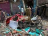 Bomba equipada com riquixá explode no bazar do Paquistão, matando 9 pessoas e ferindo mais de duas dezenas de outras pessoas