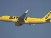 Spirit Airlines encerra operações globais após 34 anos devido a negociações de resgate fracassadas