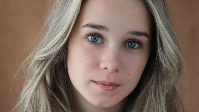 Alisha-Weir.jpg
