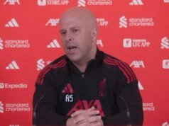 Arne Slot faz previsão do título do Arsenal antes de Aston Villa x Liverpool