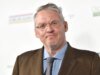 Adam McKay diz que ‘nenhum grupo é pior’ para a América do que os ‘liberais brancos’: ‘Eles estão ganhando muito com este sistema quebrado’