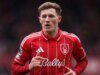Elliot Anderson, base do Nottingham Forest, pede preço pela taxa de transferência da estrela do Chelsea