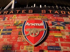 A estrela do Arsenal sugere que está pronto para sair neste verão após a conquista do título