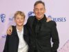 Crossover de ‘Harry Potter’: Jason Isaacs abraça Lox Pratt, o novo Draco Malfoy
