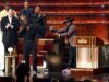 Jeff Ross sobre a ‘tensão real’ por trás do ‘Roast of Kevin Hart’, sua piada favorita e quem ele quer espetar em seguida (EXCLUSIVO)