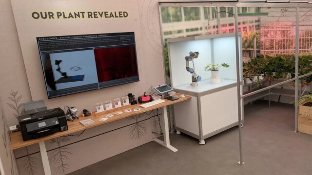 Robocrop-exhibit.jpg