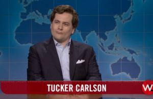 Pontuações de atualização de fim de semana com Tucker Carlson de Jeremy Culhane destruindo o Met Gala; Mikey Day e Marcello Hernández como golfinhos Kamikaze