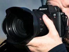 Por US$ 4.499, o Sony A7R VI supera o A1 II em US$ 2.000 e ainda o iguala em 30fps