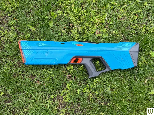 Spyra2520SpyraFour2520Electric2520Water2520Blaster2520blue2520full2520SOURCE2520Martin2520C.webp