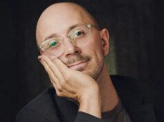 Steve Burns, estrela de ‘Blue’s Clues’, assina com a UTA