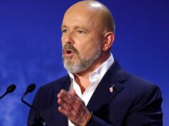 Esperançoso governador do Partido Republicano, Steve Hilton apresenta plano para reviver a indústria de cinema e TV da Califórnia