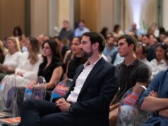 O boom do pensamento de grupo: o que os três principais VCs realmente pensam sobre o frenesi da IA