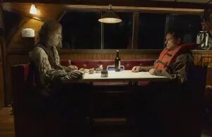 Hamish Linklater sobre seus papéis na “Pequena Ilha Assombrada” em ‘Missa da Meia-Noite’, ‘Widow’s Bay’: “Você tem que defender seu território”