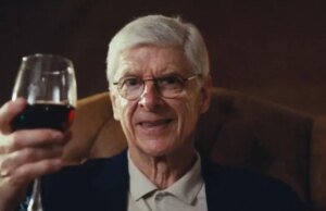 Arsene Wenger envia mensagem ao Arsenal após conquista do título da Premier League