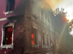 A Rússia se torna mais imprudente e perigosa à medida que a guerra na Ucrânia vacila, alerta o secretário de Relações Exteriores