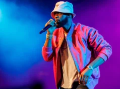 O rapper Fugees Pras se apresenta à prisão para iniciar sentença de 14 anos